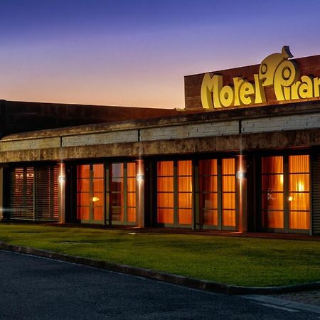 Motel Hotel Piranha Cameriano Dış mekan fotoğraf